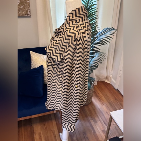 Chevron Patterned Lightweight Women's Top Camisole - Picture 12 of 15